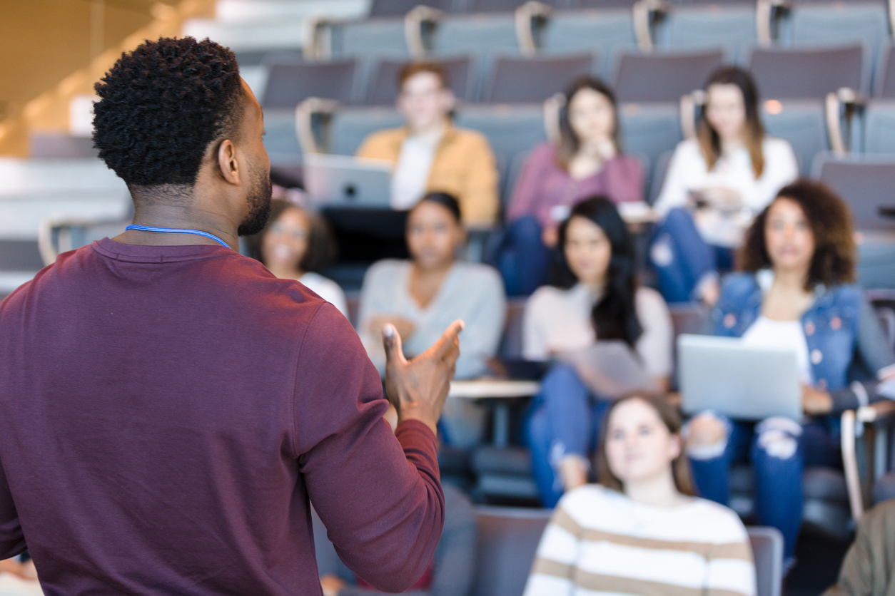 professor-gestures-during-lecture